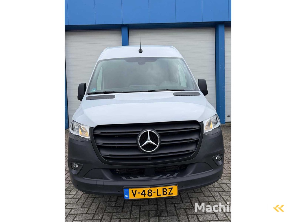 Voll ausgestatteter Mercedes Sprinter 317CDI Länge 2 Höhe 2 RWD, Klimaanlage Kamera und Carplay