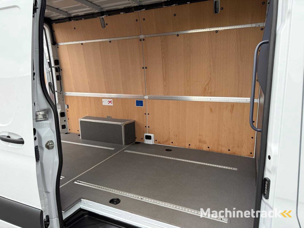 Voll ausgestatteter Mercedes Sprinter 317CDI Länge 2 Höhe 2 RWD, Klimaanlage Kamera und Carplay