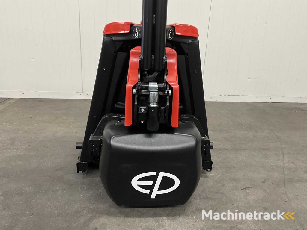 EP - F3 Elektro-Niederhubwagen inkl. Batterieladegerät, 1500 kg Tragkraft