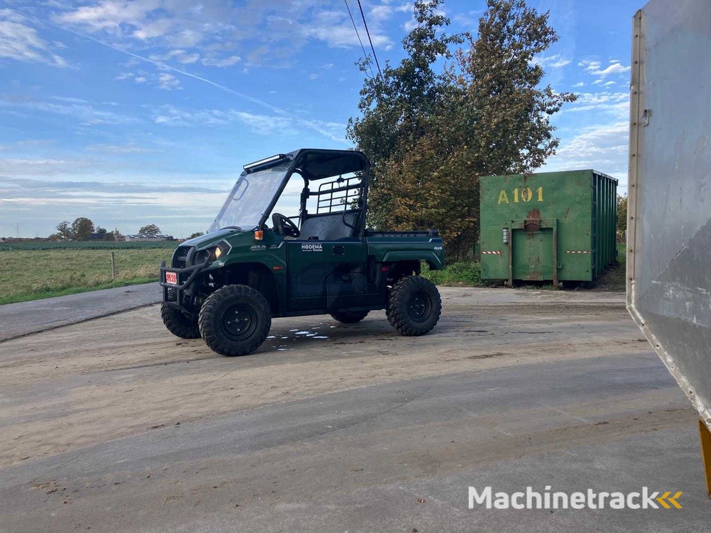 Kawasaki Mule KAF700 Gator Traktor