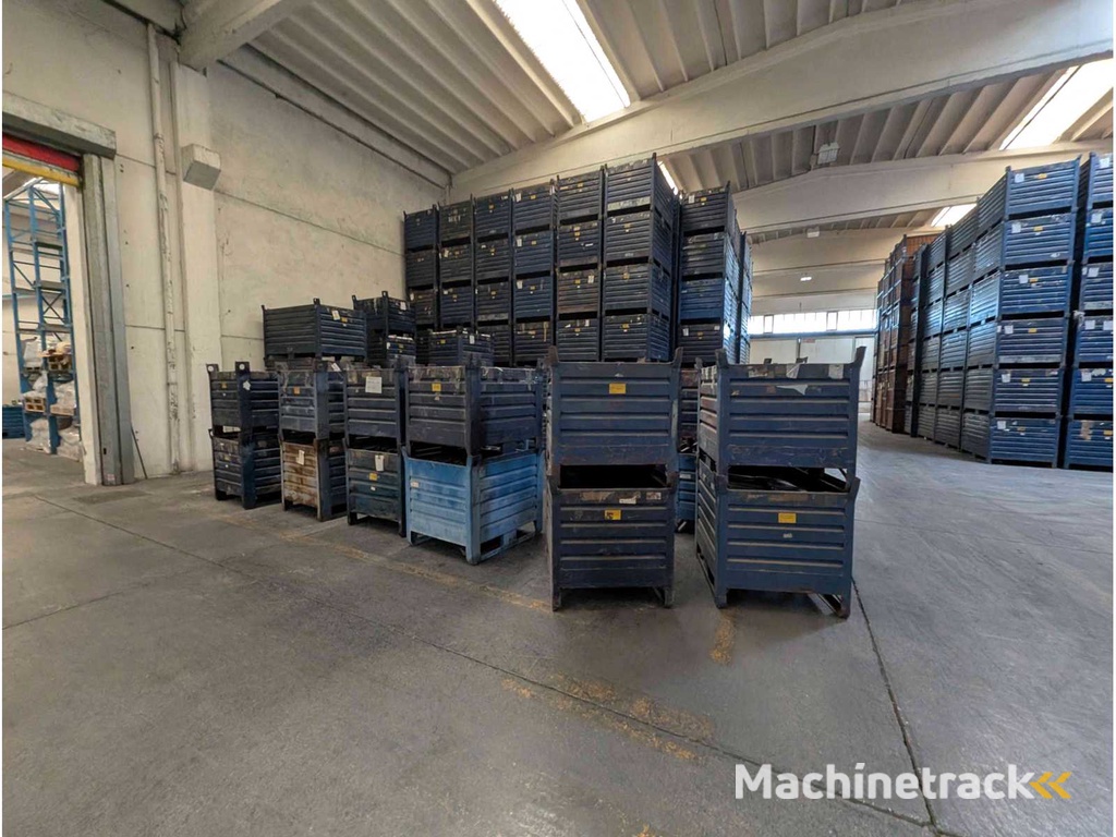 Sheet metal boxes (75x)