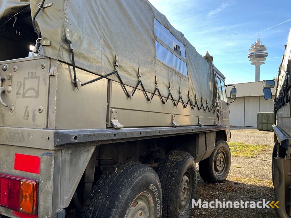 1977 Steyr Pinzgauer 712 Armeefahrzeug