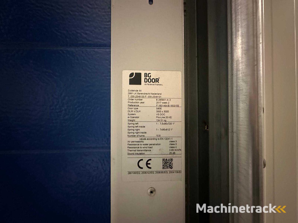 2017 BG Door Overhead Door 80 mm ( 3,00x3,00 mtr)