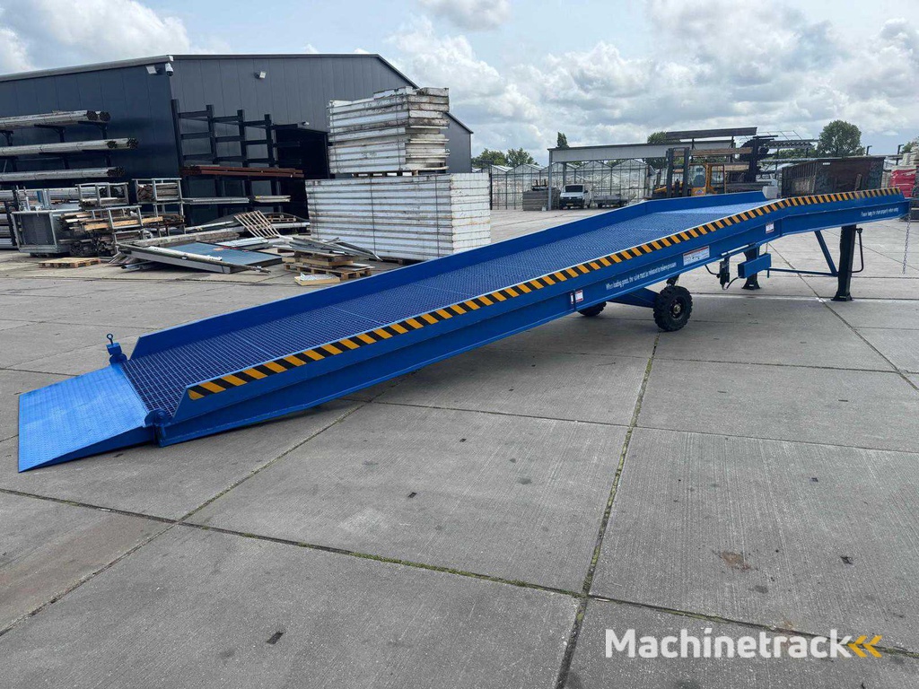 2025 Loading ramp