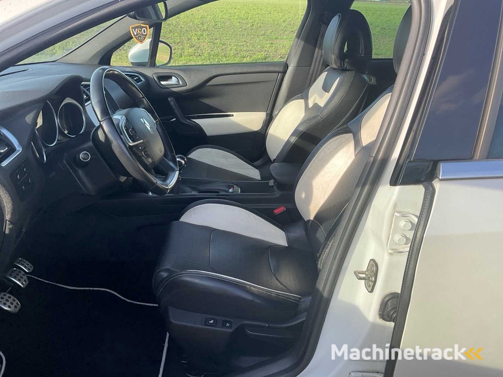 2011 Citroen DS4 1.6 THP Sport Chic PKW