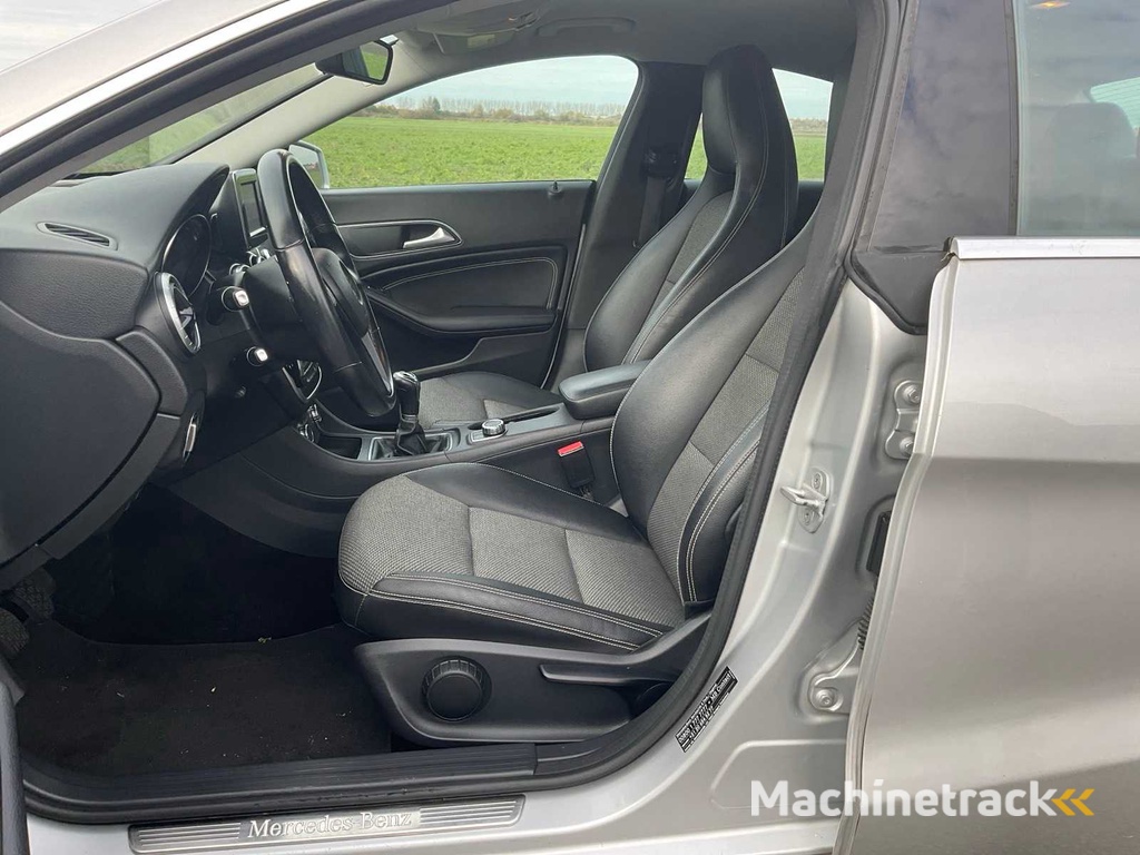 2013 Mercedes-Benz CLA-Klasse 180 BlueEFF.Edition Personenauto