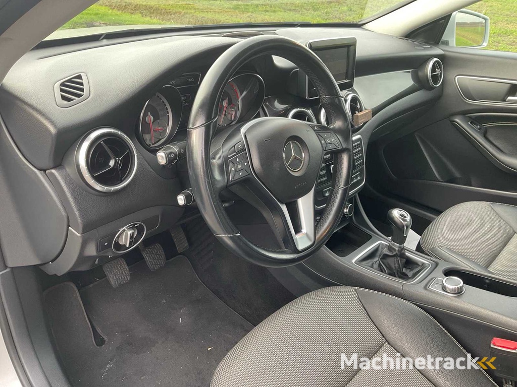 2013 Mercedes-Benz CLA-Klasse 180 BlueEFF.Edition Personenauto