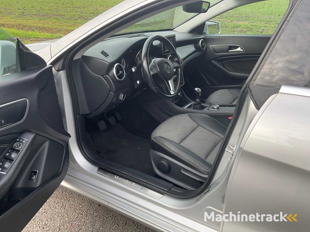 2013 Mercedes-Benz CLA-Klasse 180 BlueEFF.Edition Personenauto