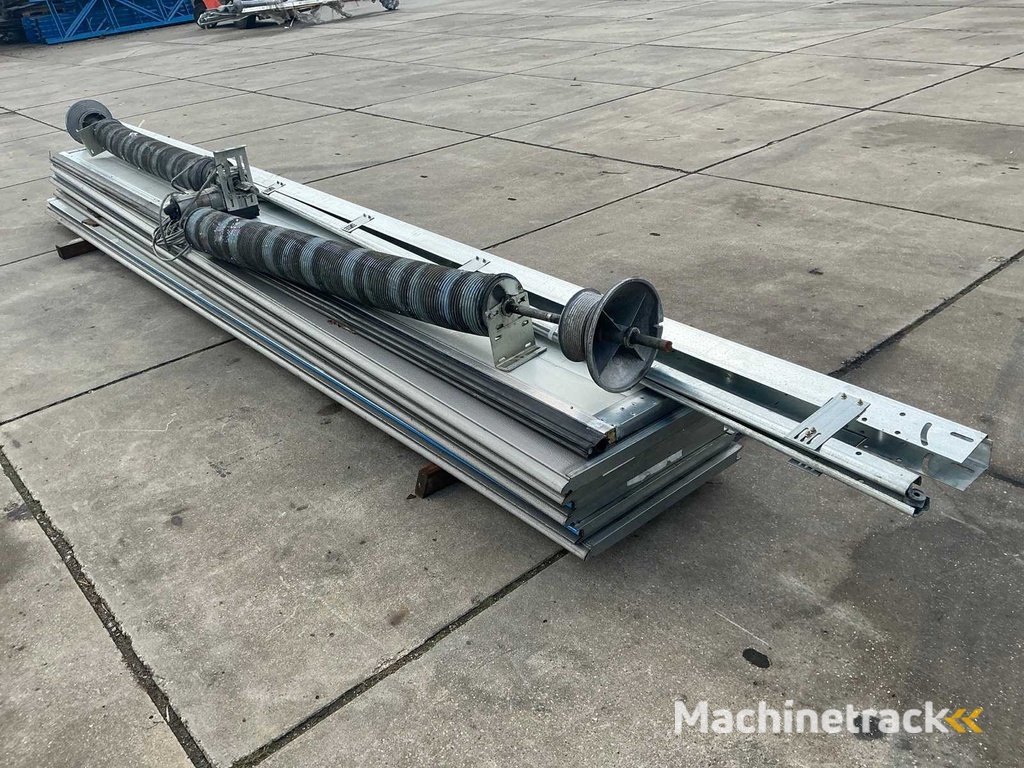 Overheaddeur (4,70x4,70 mtr)