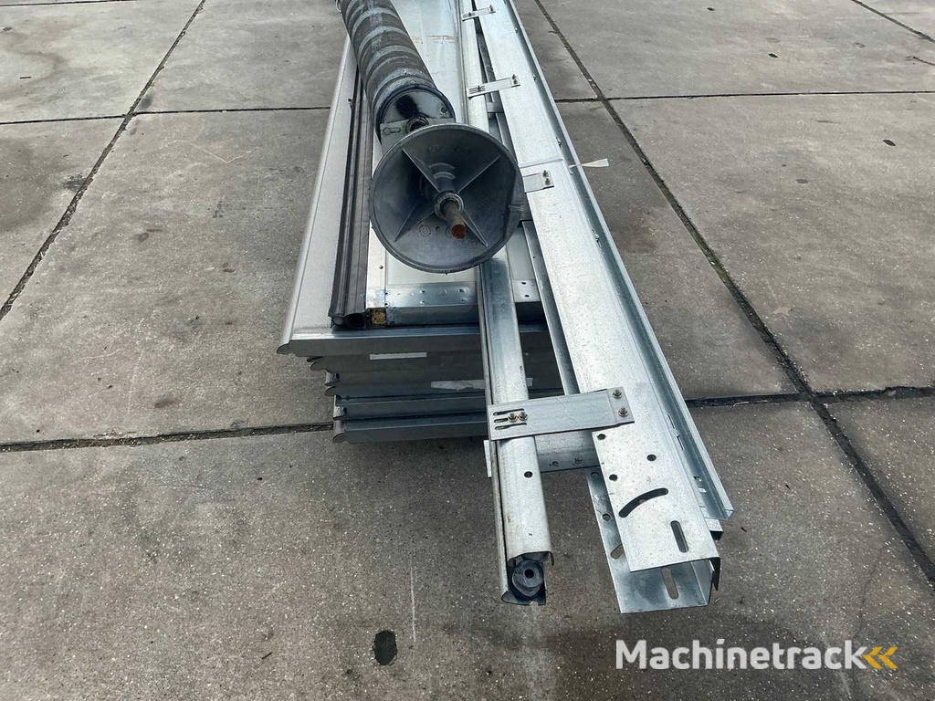 Overheaddeur (4,70x4,70 mtr)