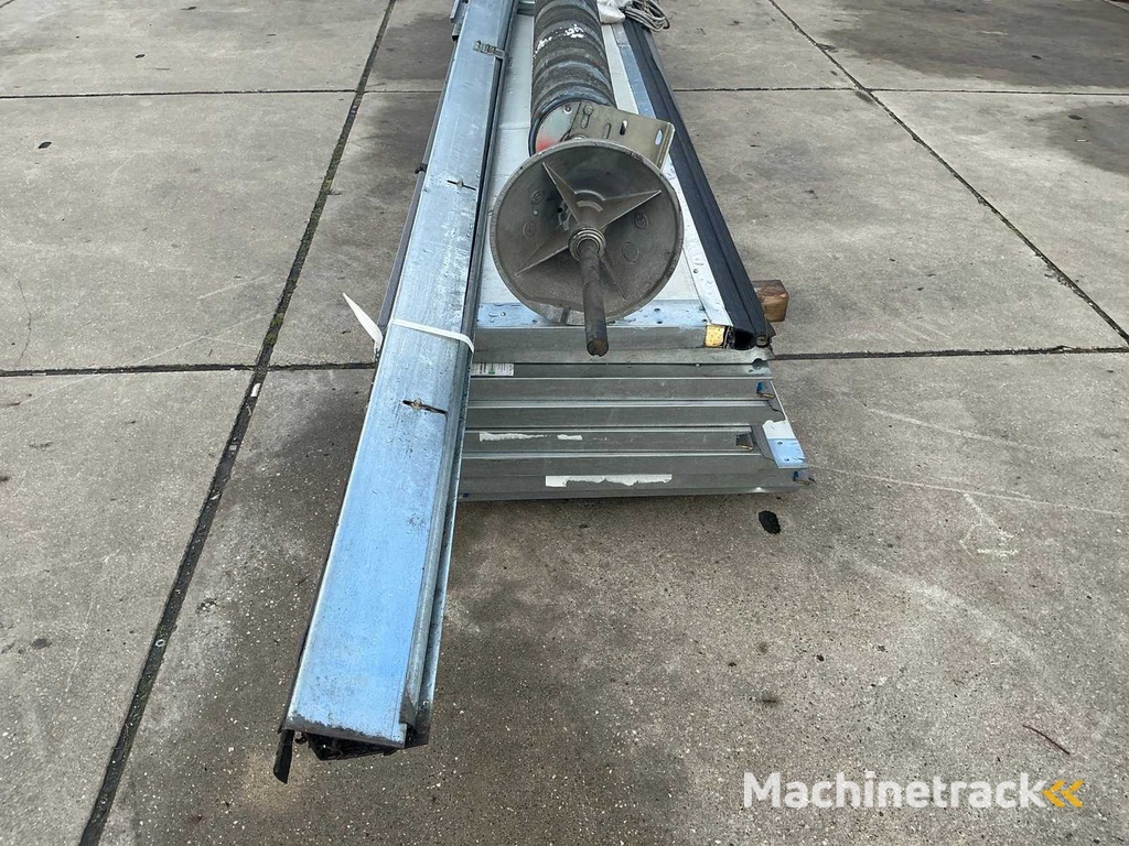 Overheaddeur (4,70x4,70 mtr)