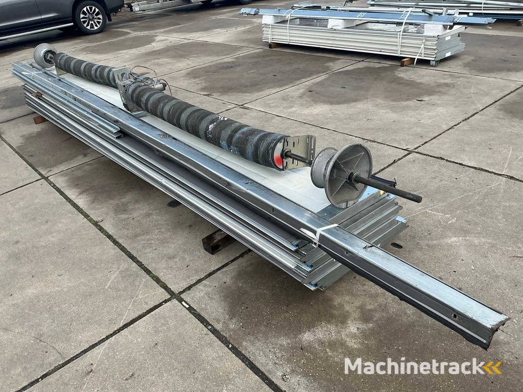 Overheaddeur (4,70x4,70 mtr)