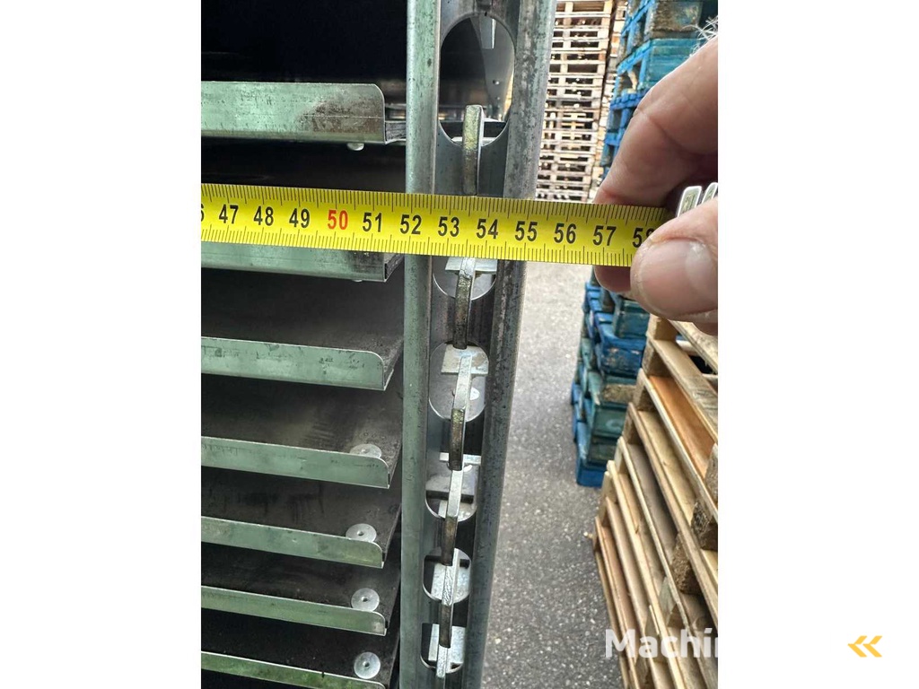 Transport kar (235x) met bled (848x)