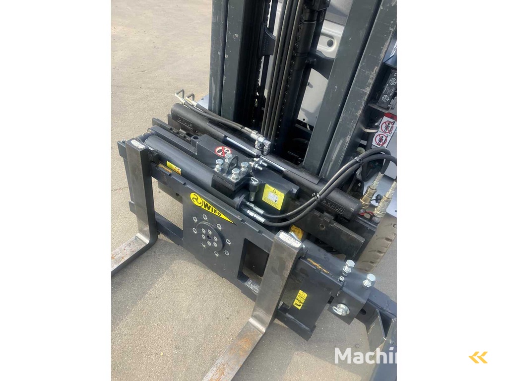 Forklift accessory - 2024