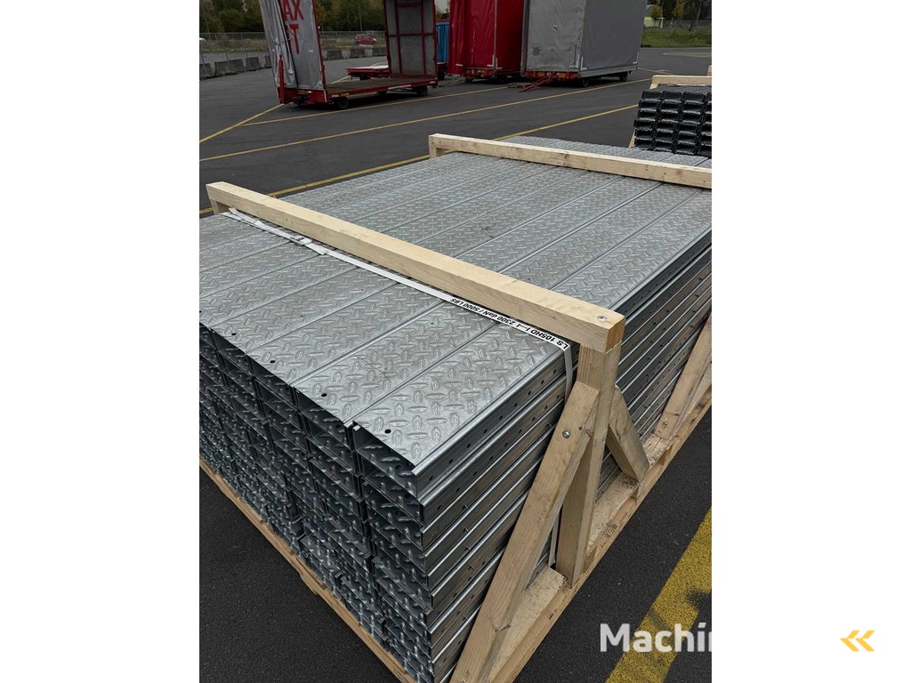 5 ton gestapelde gegalvaniseerde stalen vloerpanelen (216x)