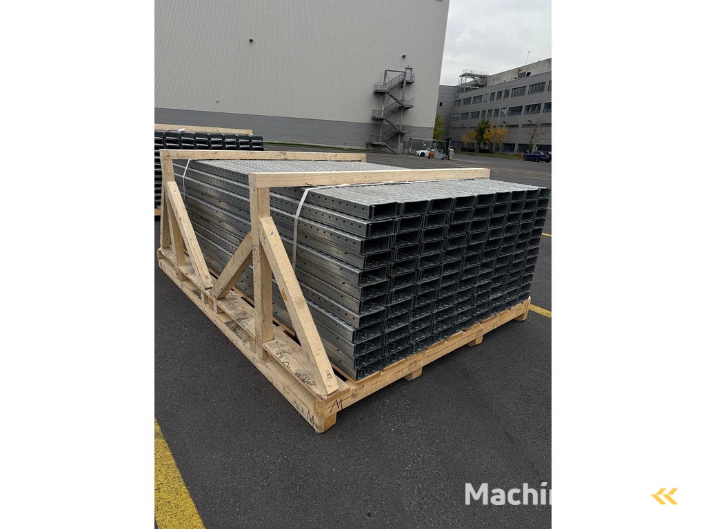 5 ton gestapelde gegalvaniseerde stalen vloerpanelen (216x)