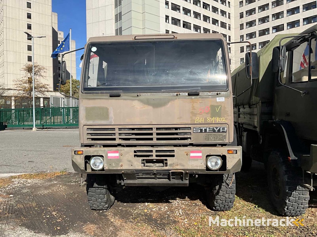 198 Steyr 12M18 Legervoertuig