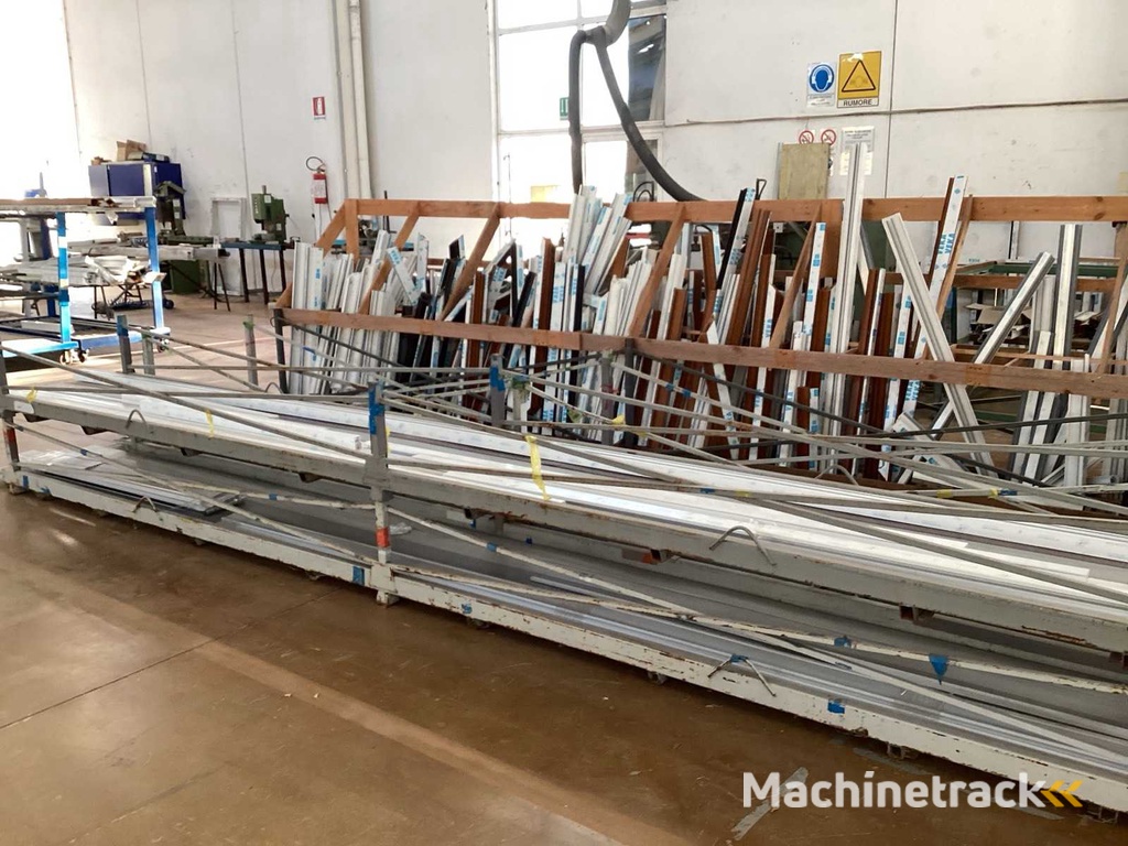 Voorraadprofielen voor PVC ramen