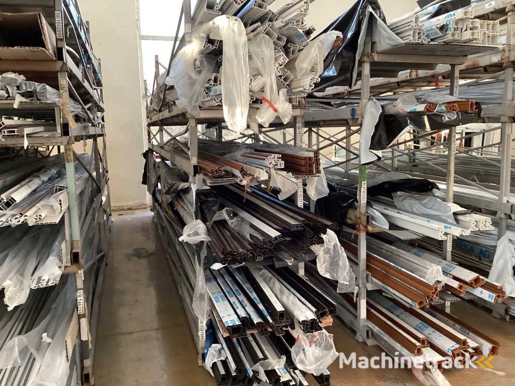 Voorraadprofielen voor PVC ramen