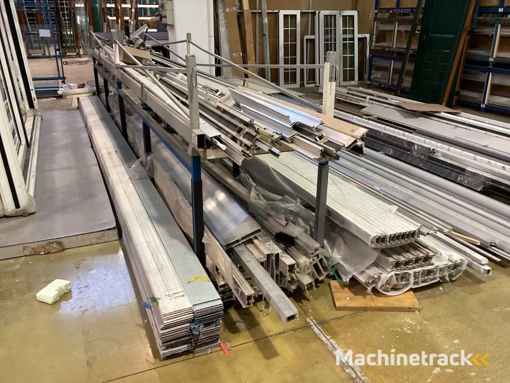 Voorraad Aluminium profielen