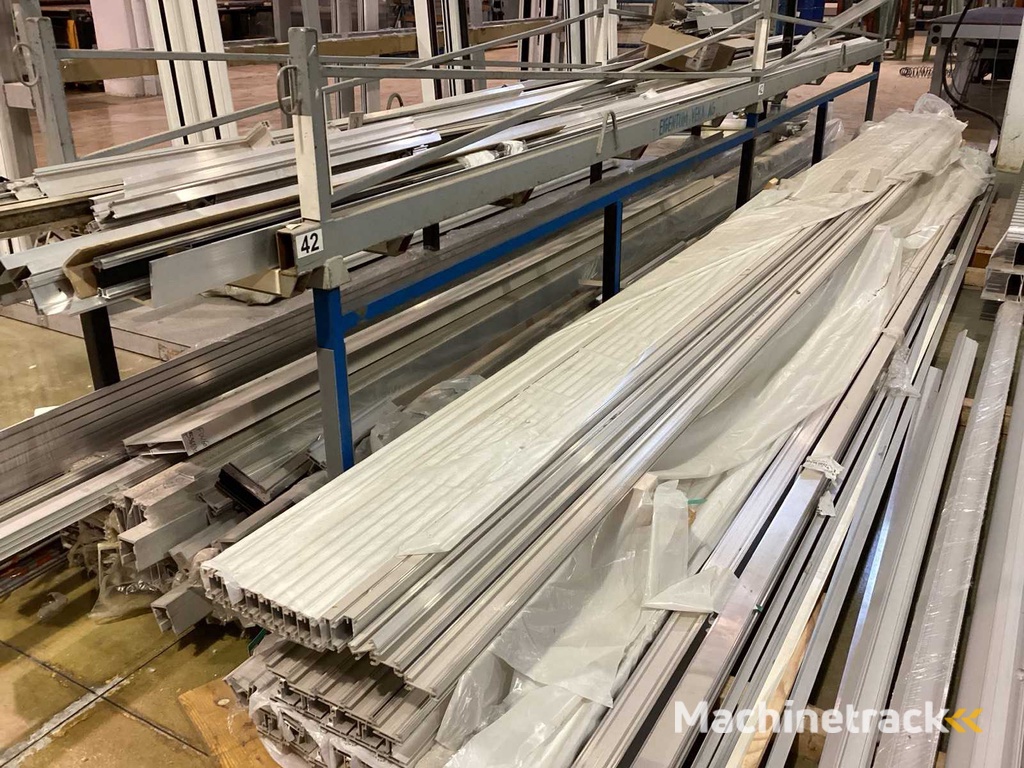 Voorraad Aluminium profielen