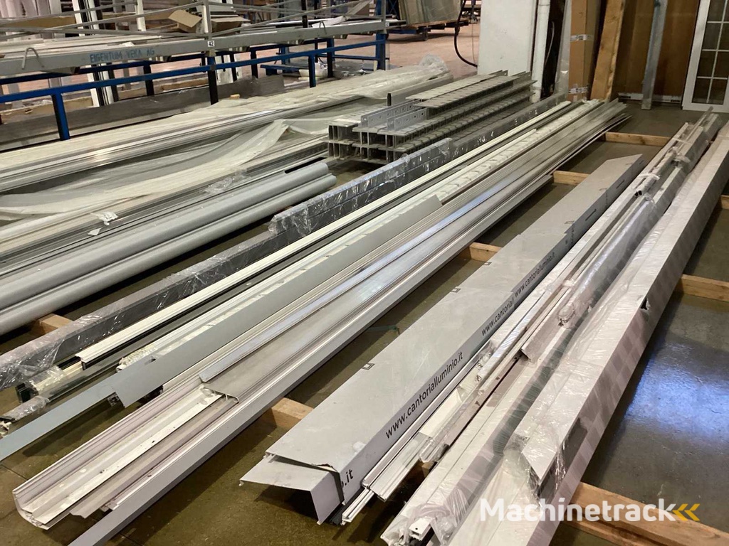 Voorraad Aluminium profielen