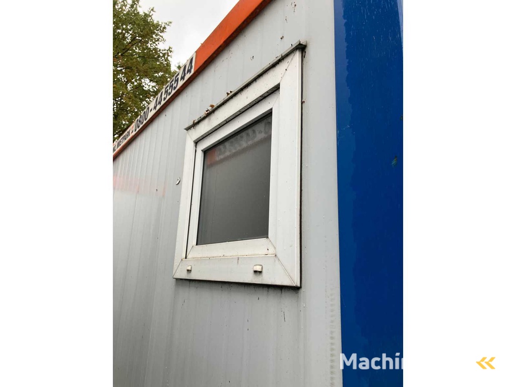 CONTAINEX STANDARD-SANI 10 ́ Container