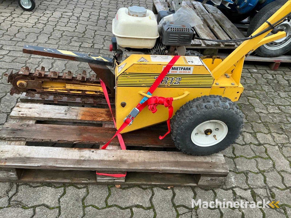 2020 Feco TR 12 Sleuvengraver