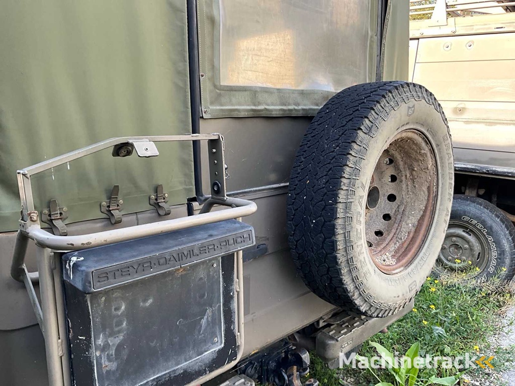 1990 Steyr Puch G 250 Army Vehicle