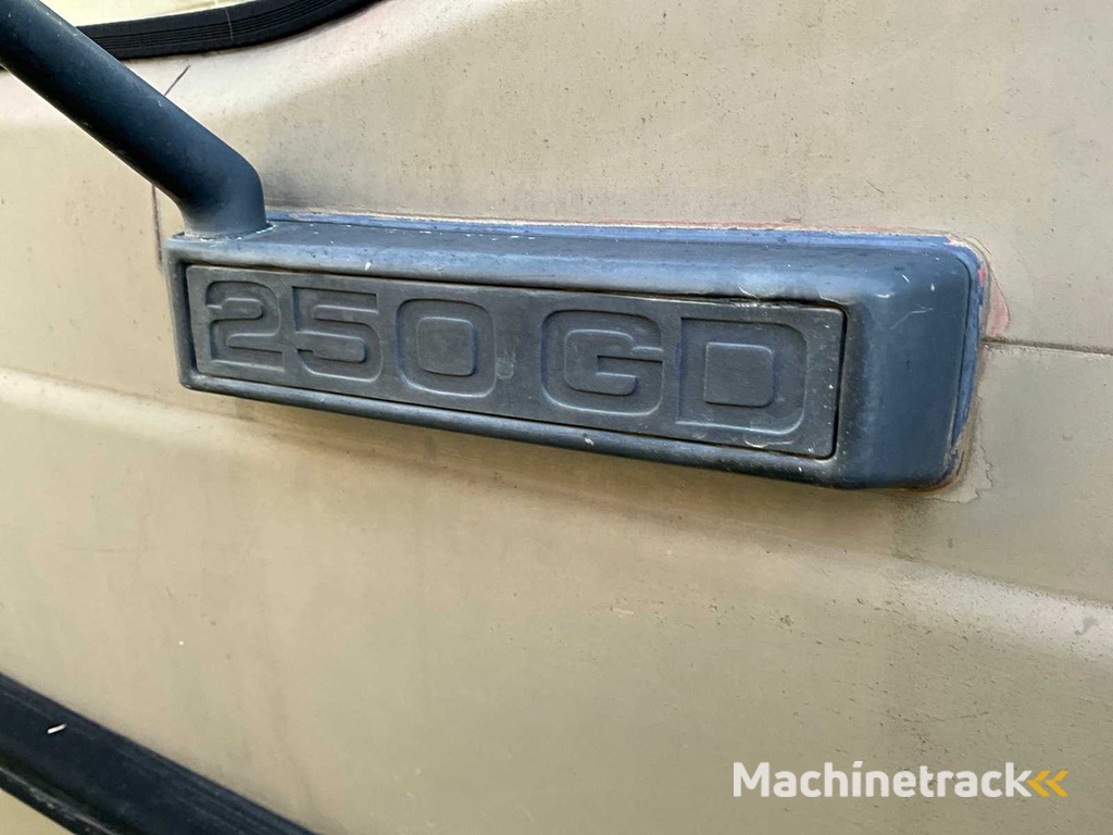 1990 Steyr Puch G 250 Army Vehicle