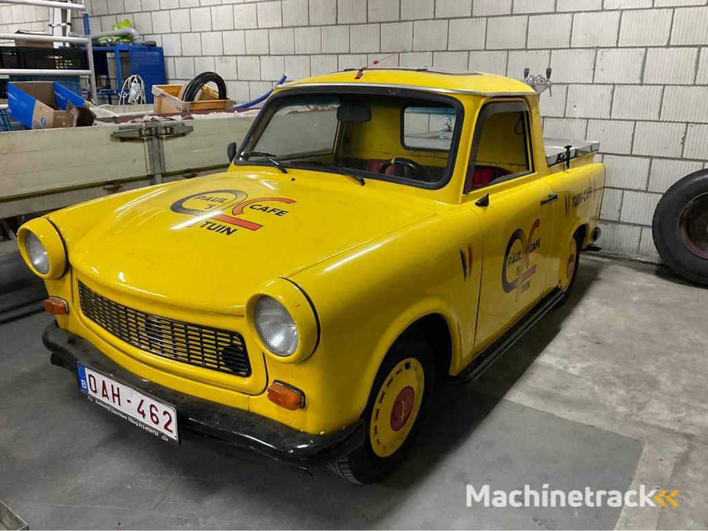 Trabant 601 Werbewagen aus dem Baujahr 1973 mit Wasserhahn und Kühlanlage