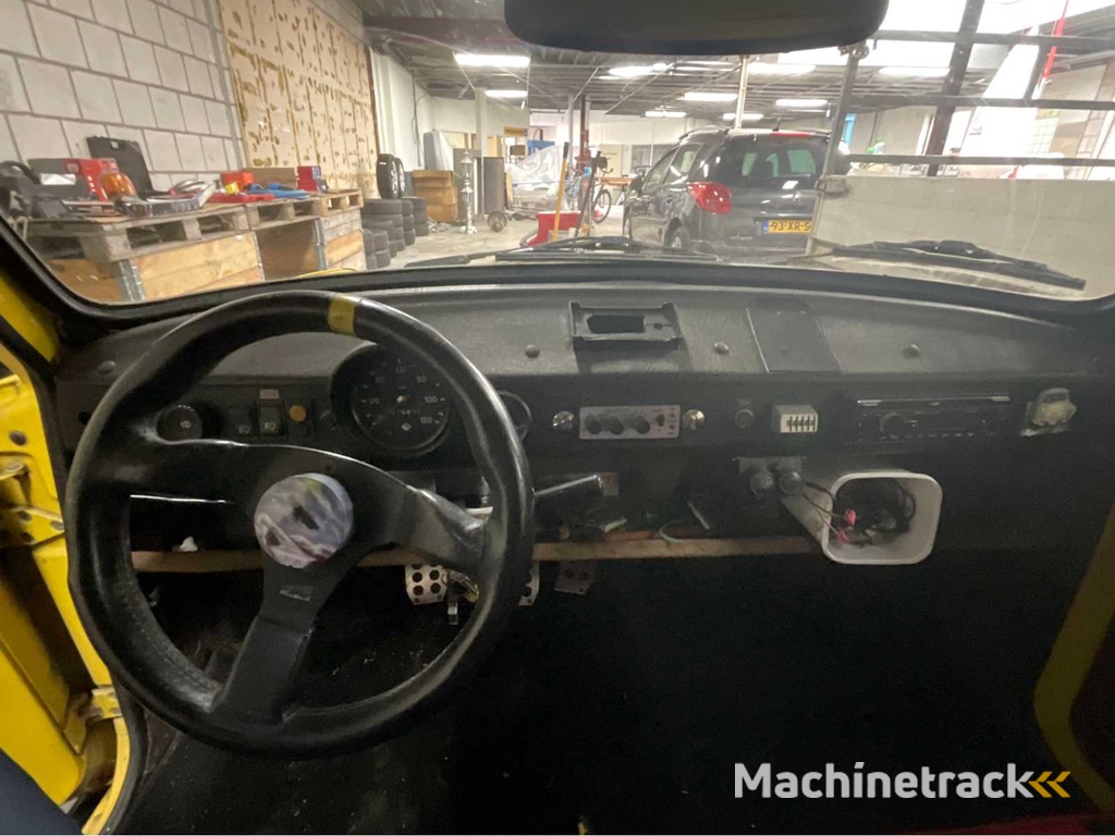 Trabant 601 Werbewagen aus dem Baujahr 1973 mit Wasserhahn und Kühlanlage