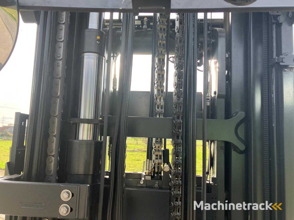 Linde R12N-01 Schubmaststapler 2018