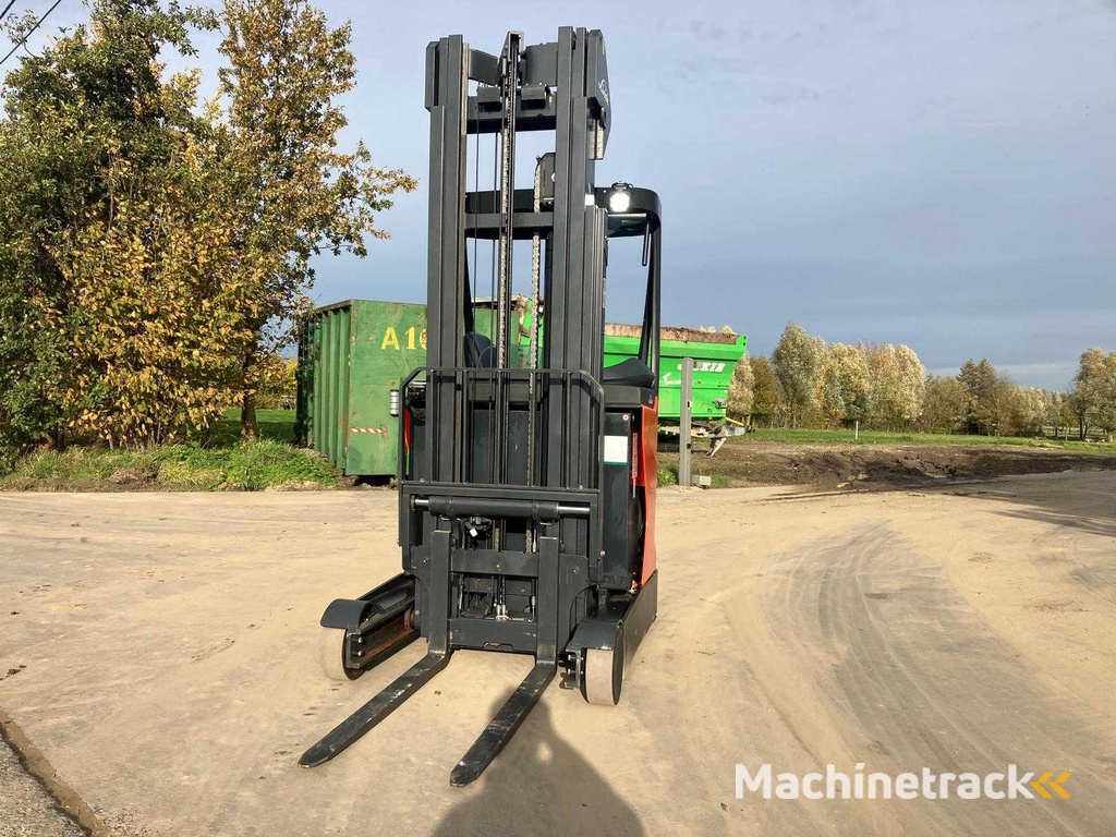 Linde R12N-01 Schubmaststapler 2018