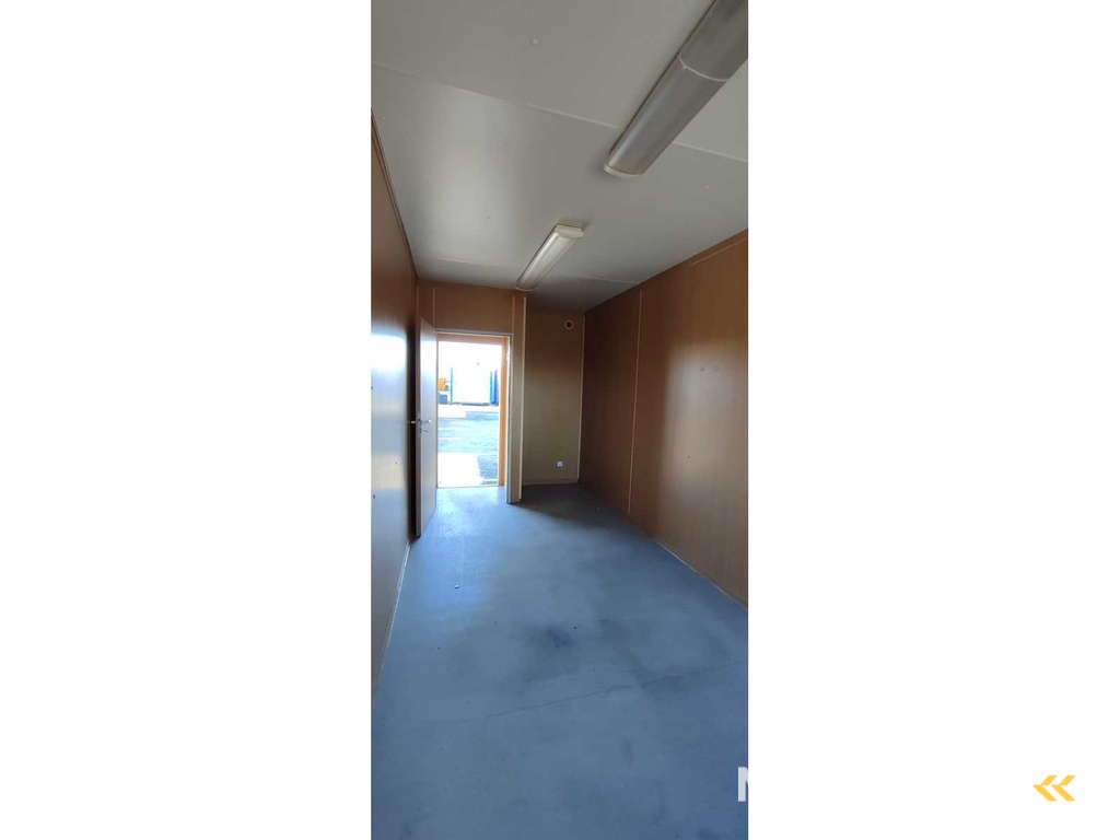 CONA STANDARD CONTAINER 20 ́ Container