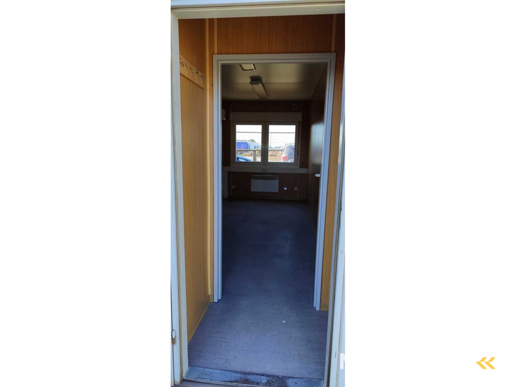 CONA STANDARD CONTAINER 20 ́ Container