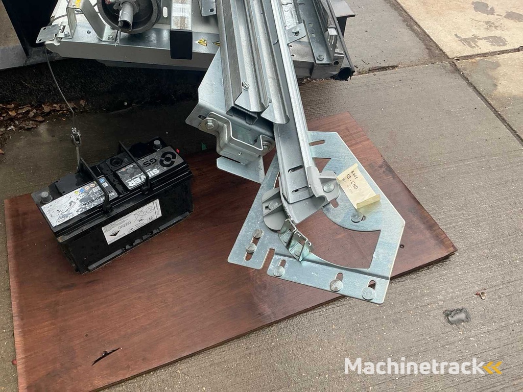 Sektionaltor (3,04x2,80 mtr)