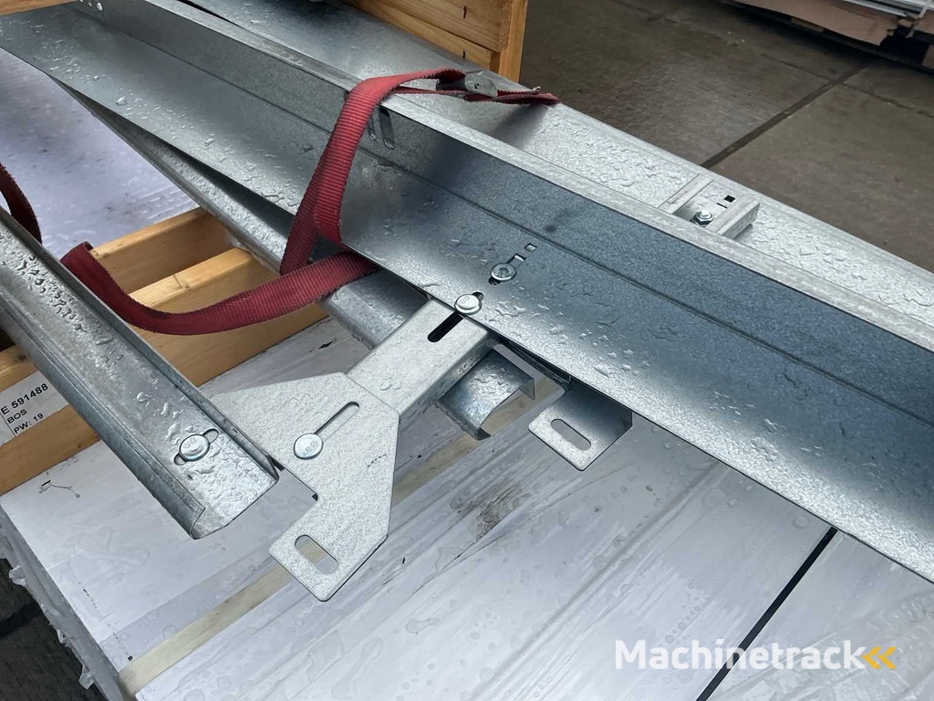 Sektionaltor (3.06x3.50 mtr) unbenutzt