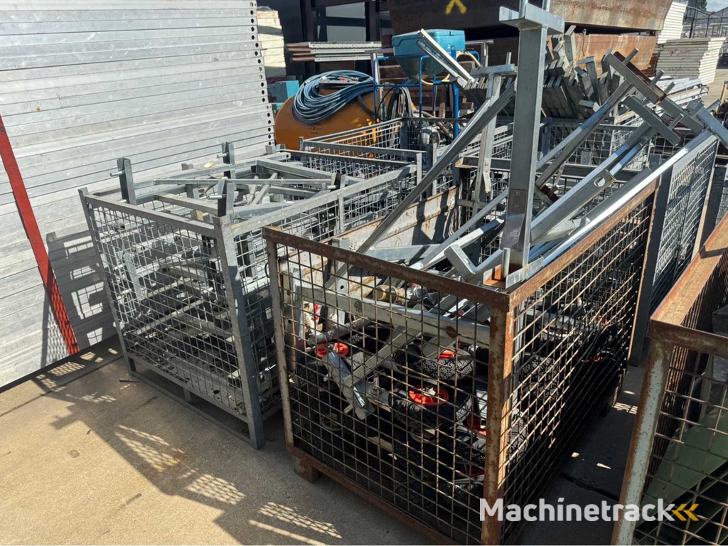 Dakrand beveiliging en aanhanger (198 mtr)