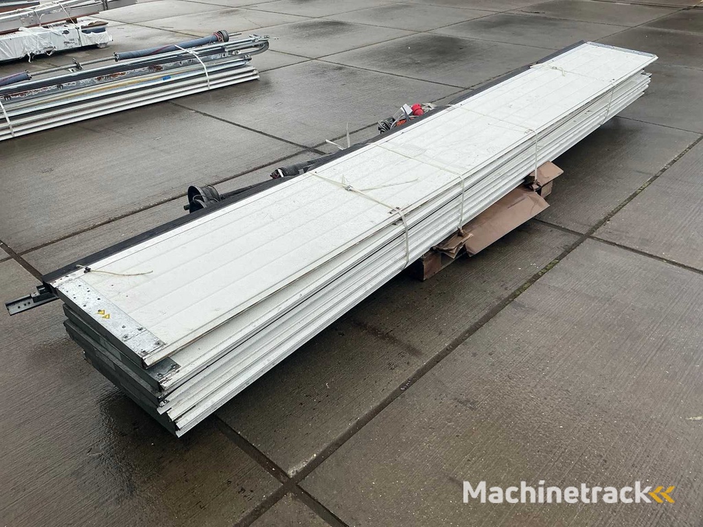 Overheaddeur (4,23x3,58 mtr)