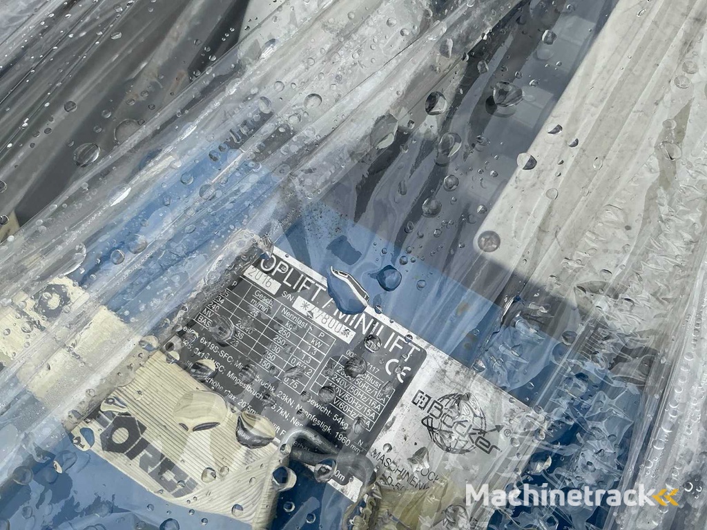 Böcker Toplift Lift