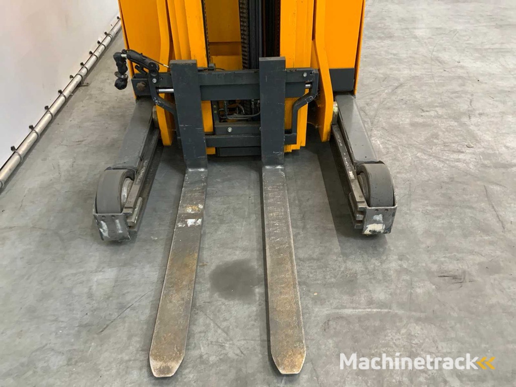 Jungheinrich ETV216 Reach truck