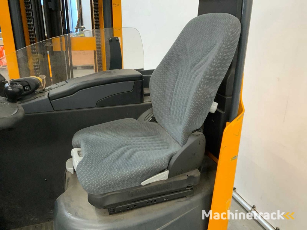 Jungheinrich ETV216 Reach truck