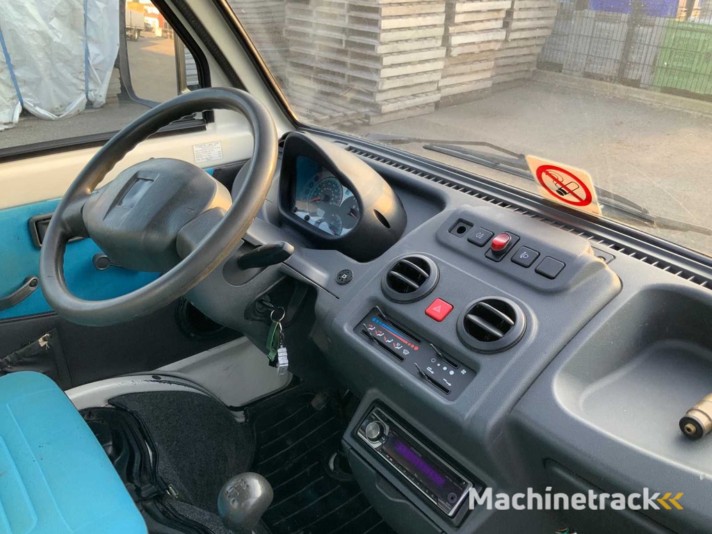 2011er Piaggio Porter LPG MMBS