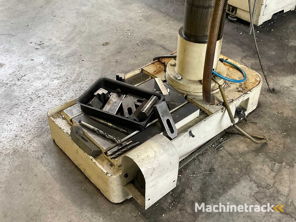 1987 Alzmetall AB4SV Kolomboormachine