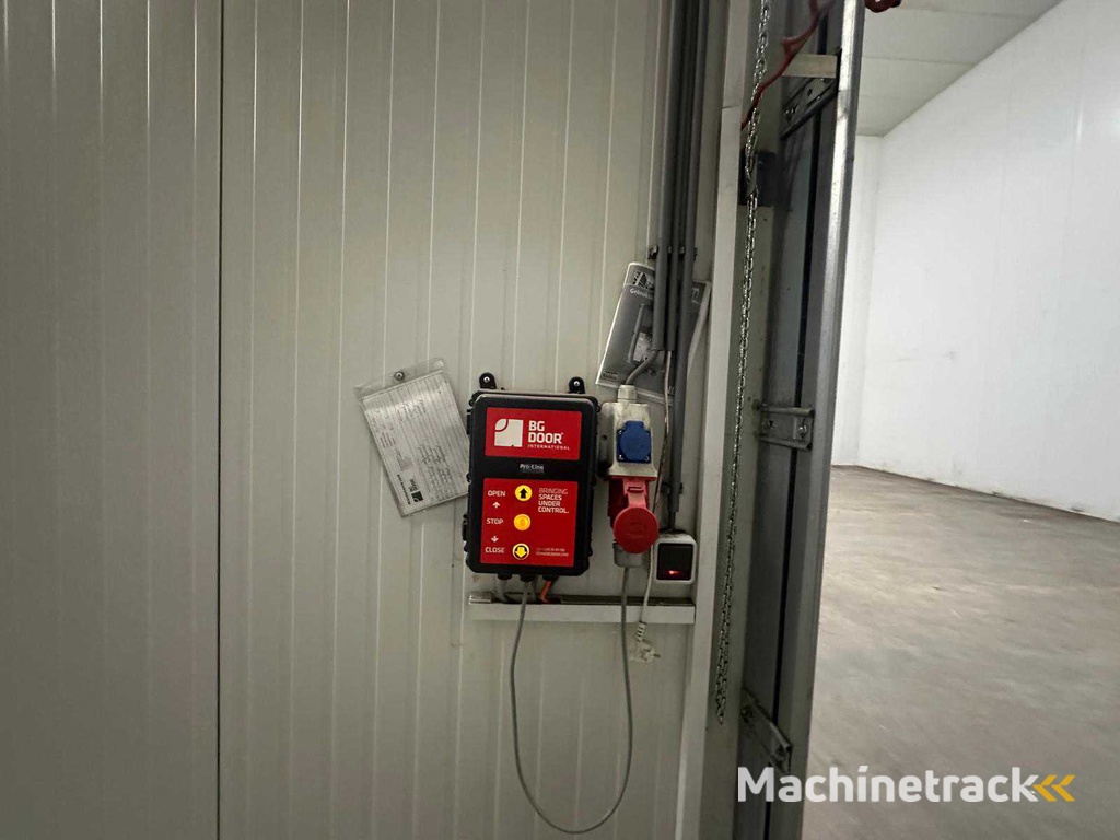 2017 BG Door Overheaddeur 80 mm ( 3,00x3,00 mtr)