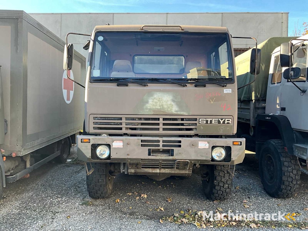198 Steyr 12M18 Legervoertuig