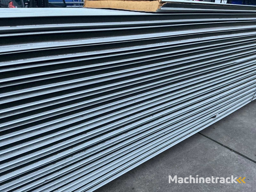 Sandwich-PIR-Paneel 60 mm (17x)