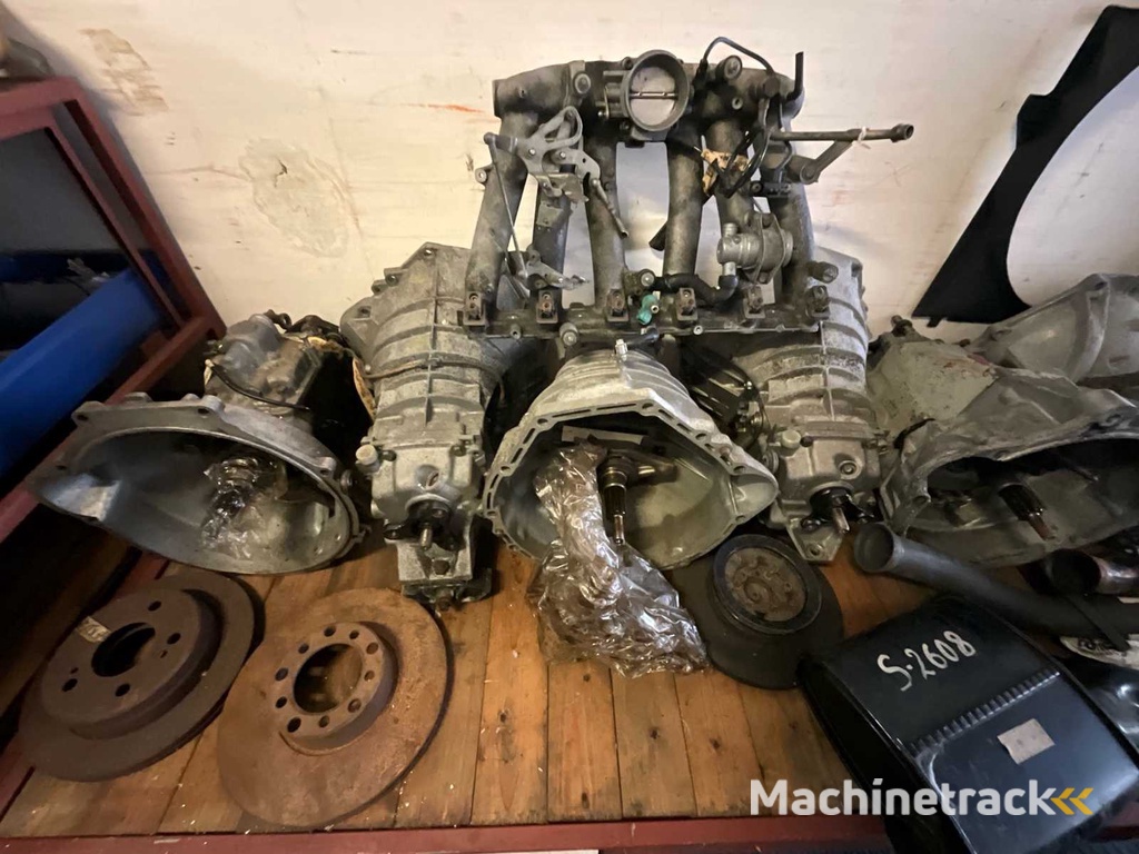 Mercedes große Menge an Teilen (1964-1993)