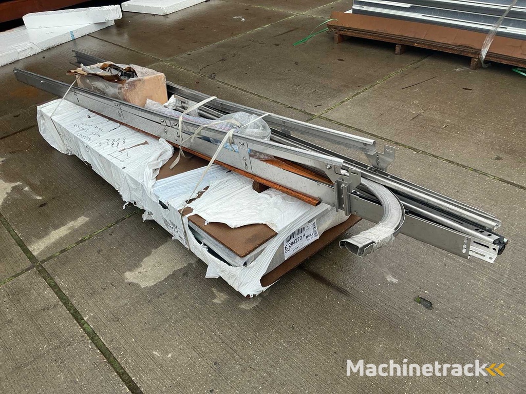 Sektionaltor mit Edelstahlschienen (2.00x2.30 mtr) unbenutzt